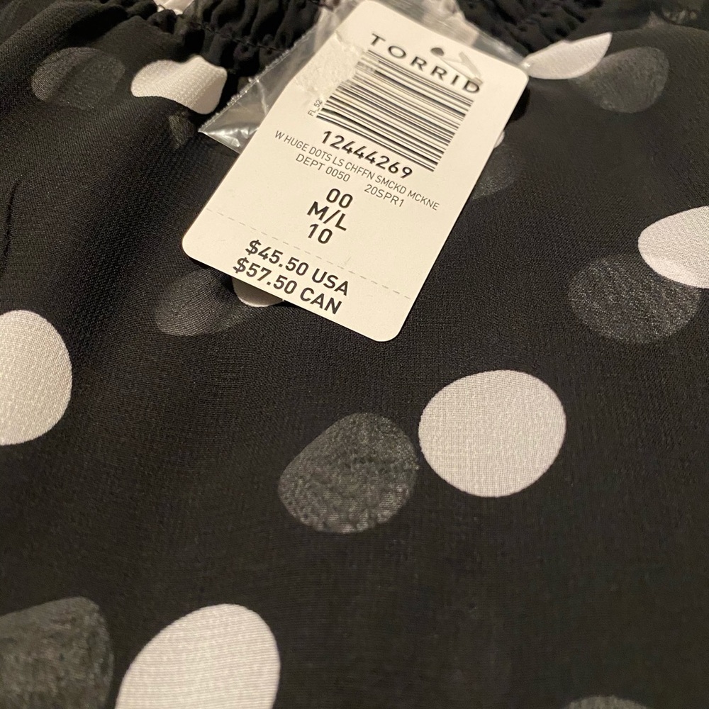 Torrid 00 Huge Dots Chiffon Long Sleeve Blouse